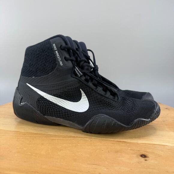 Nike Tawa Men's Size 8 Black Metallic Silver Flyknit Wrestling Shoes CI2952-001 - Picture 1 of 9